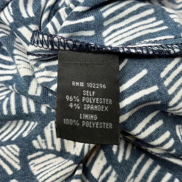 Connected Apparel 1/2 Sleeve Wrap  Dress - Picture 10 of 10